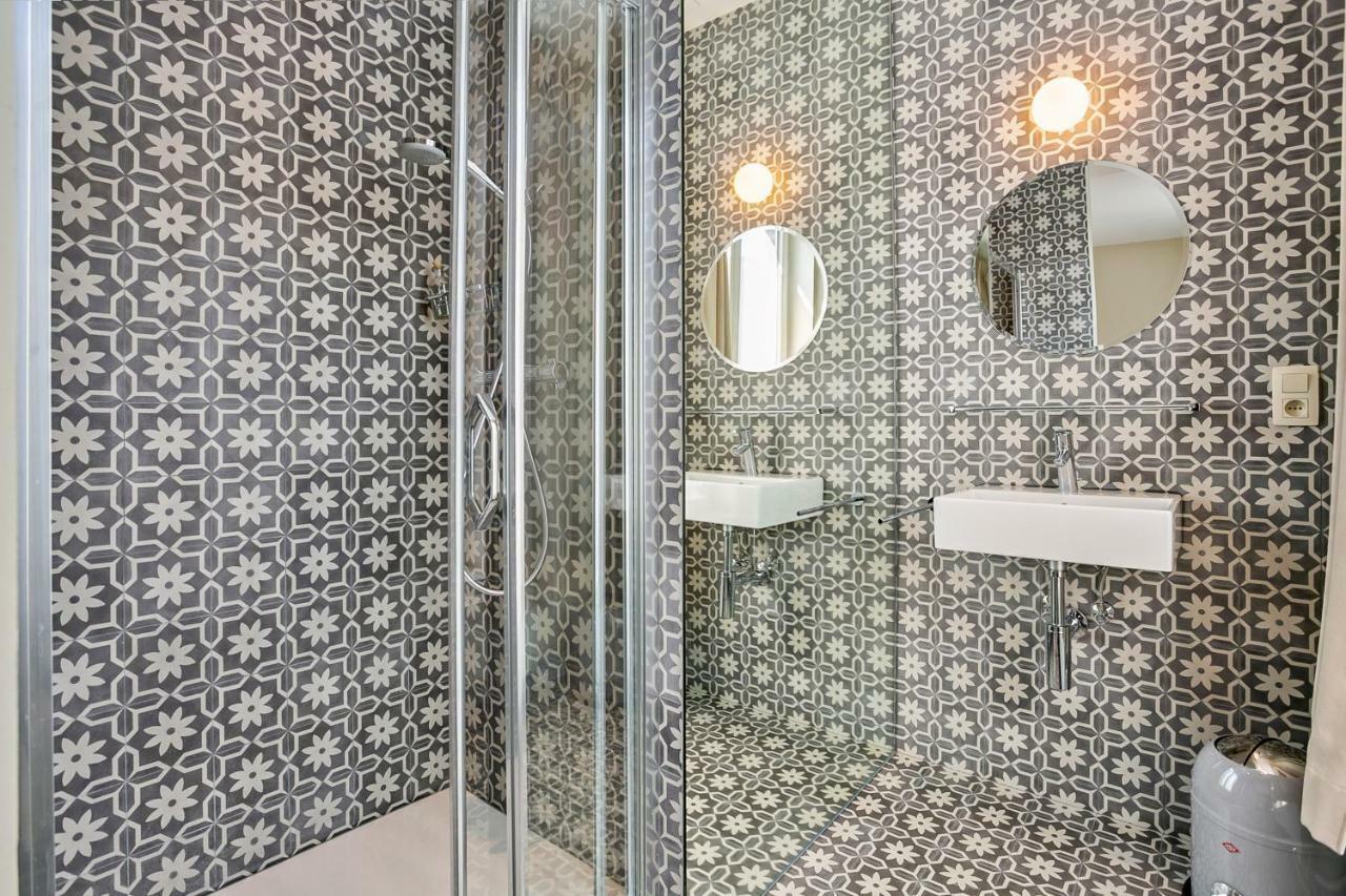 King Room,885778018:JPEG